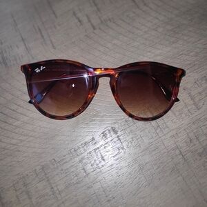 Ray-Ban Erika Tortoise Shell Sunglasses New
